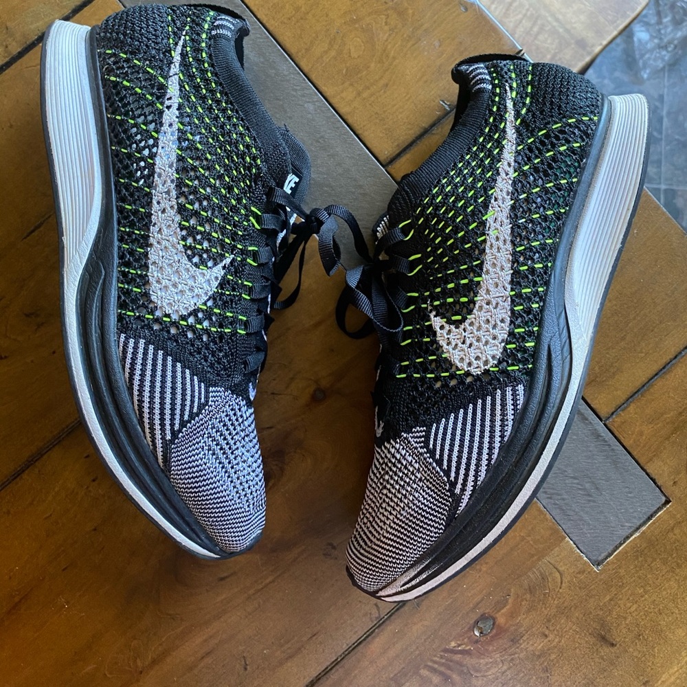 Nike flyknit racer